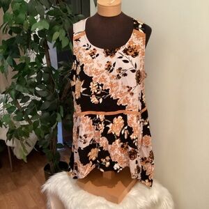 Maurice’s floral hi low tank top Woman’s XXL scoop neck sleeveless keyho…